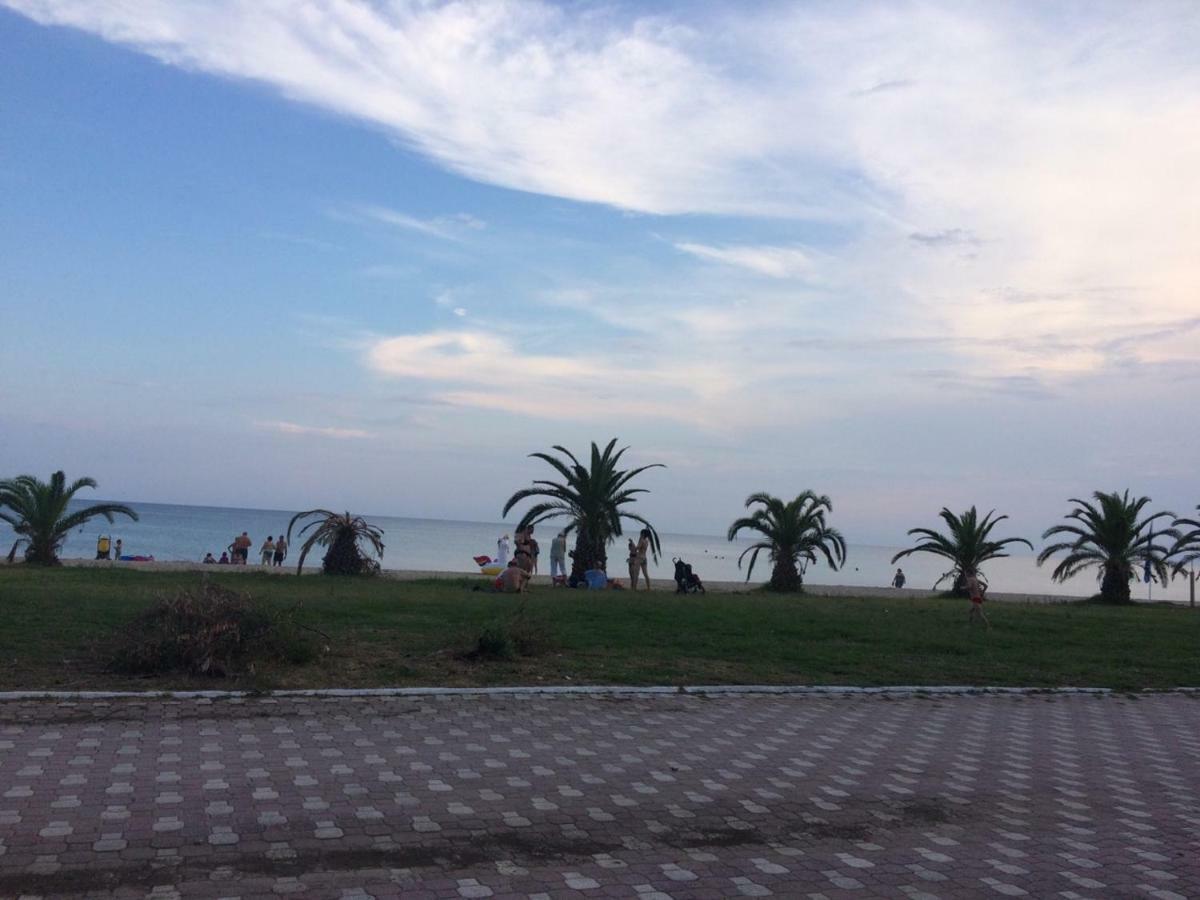 See To Sea Apartments Paralia Dionysiou Exterior photo