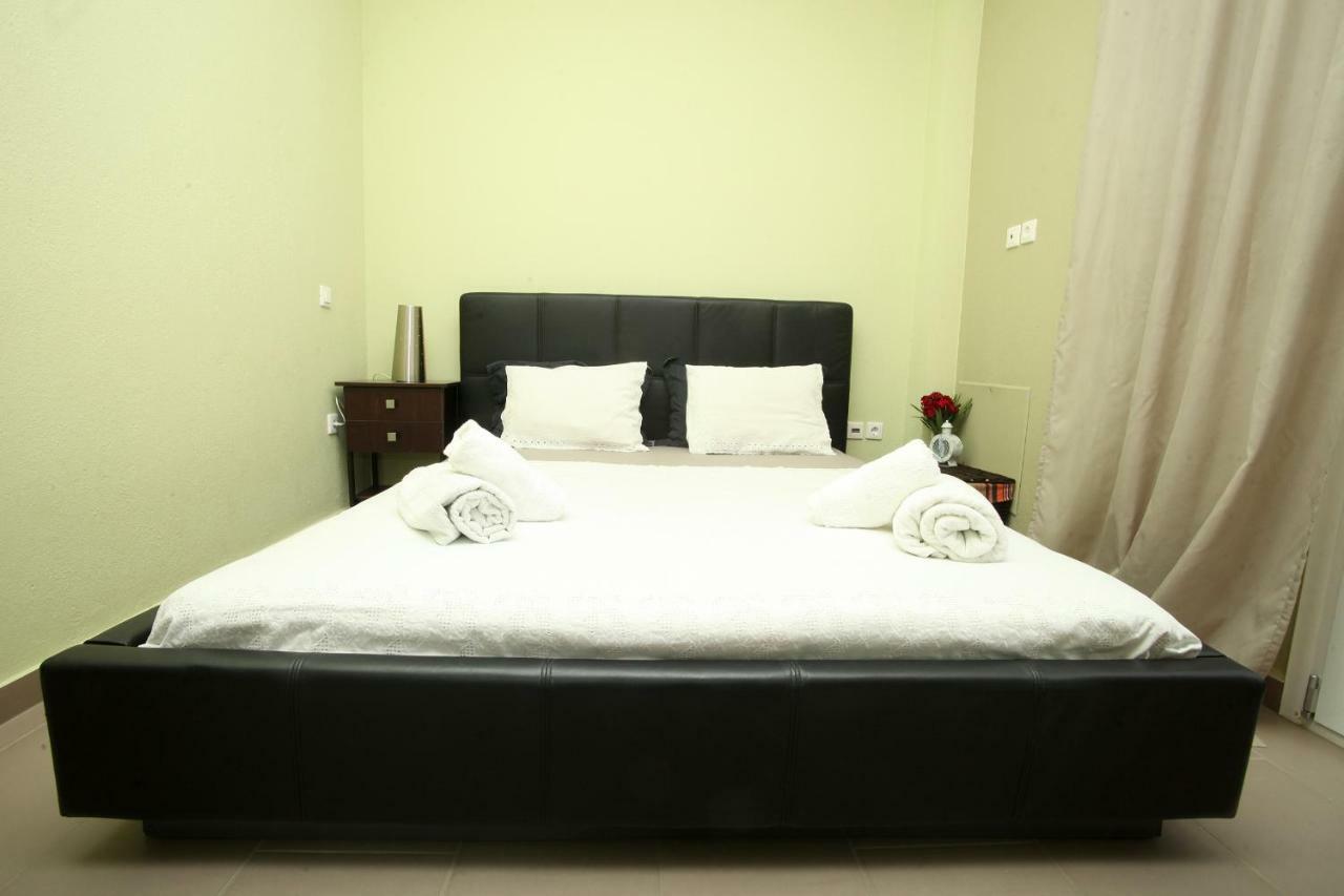 See To Sea Apartments Paralia Dionysiou Exterior photo