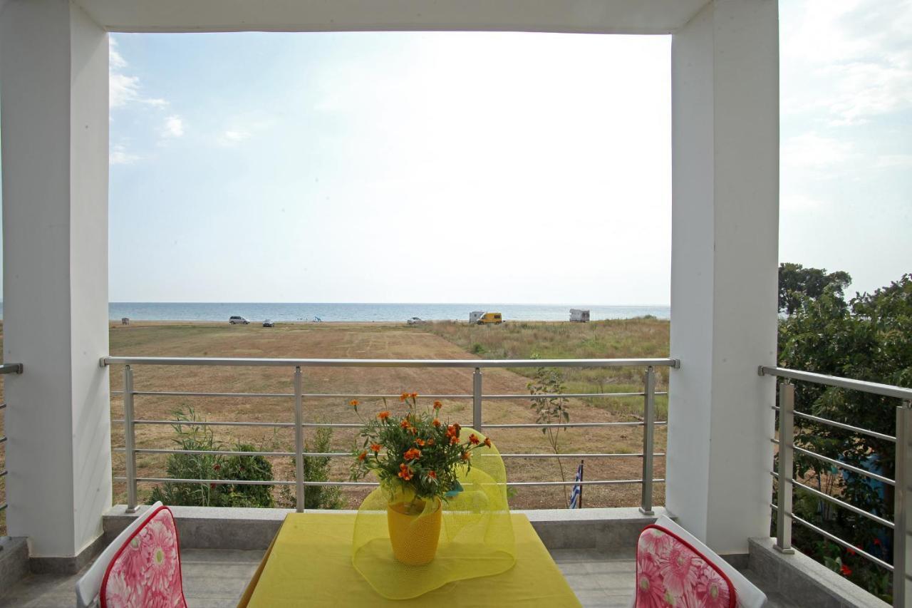 See To Sea Apartments Paralia Dionysiou Exterior photo